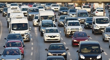 TÜİK açıkladı: Trafiğe kaydı yapılan taşıt sayısı azaldı