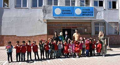 Anaokulu öğrencilerine kırtasiye desteği