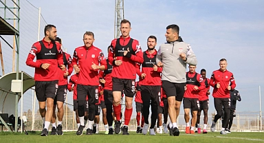 Sivasspor hücum ve savunma çalıştı