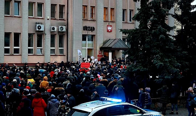 Polonya'da artan enerji fiyatları protesto edildi