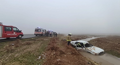 Kontrolden çıkan otomobil su kanalı düştü: 4 yaralı