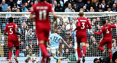 Manchester City, Liverpool'u geriden gelip 4-1 mağlup etti