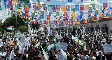 Yeşil Sol Parti mitingine yoğun ilgi!