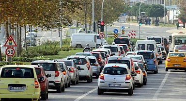 223 bin 541 adet taşıtın trafiğe kaydı yapıldı