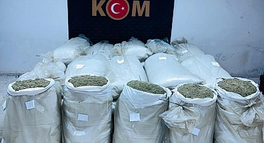 720 kilo kaçak çay ele geçirildi