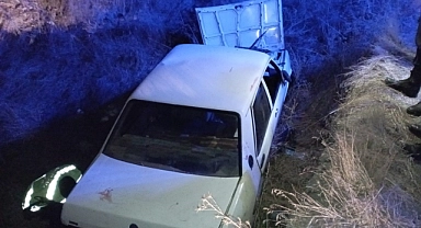 Direksiyon hakimiyetini kaybetti, yol kenarındaki menfeze düştü: 6 yaralı