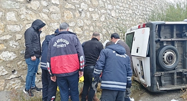 Minibüs kontrolden çıktı: Çok sayıda yaralı