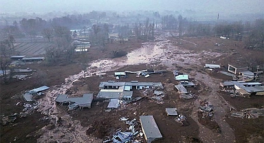 6.2 büyüklüğünde deprem: 118 ölü