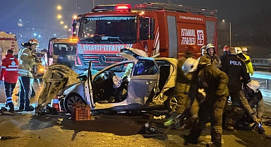 Makas atan araç yol kenarındaki dampere çarptı: 1 ölü, 2 yaralı