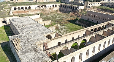 Şanlıurfa Valisi Millet Hanına el attı