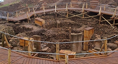 Göbeklitepe, ara tatilde günlük 10 bin ziyaretçi ağırlıyor