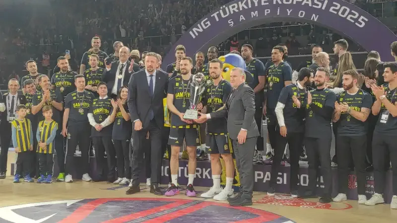 Şanlıurfa'da kupa Fenerbahçe'nin