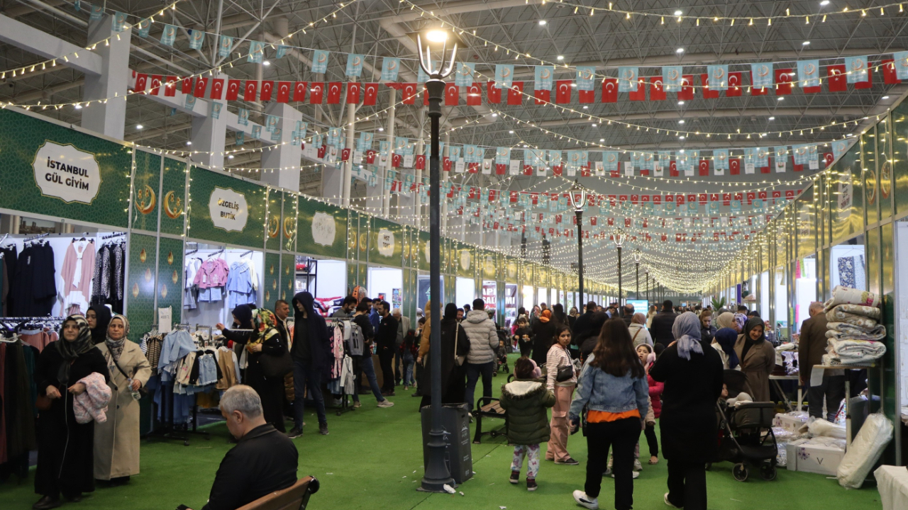 Ramazan Sokağı'nda çocuklar doyasıya eğlendi