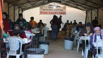 Şanlıurfa'da binlerce vatandaş iftar sofrasında buluşuyor